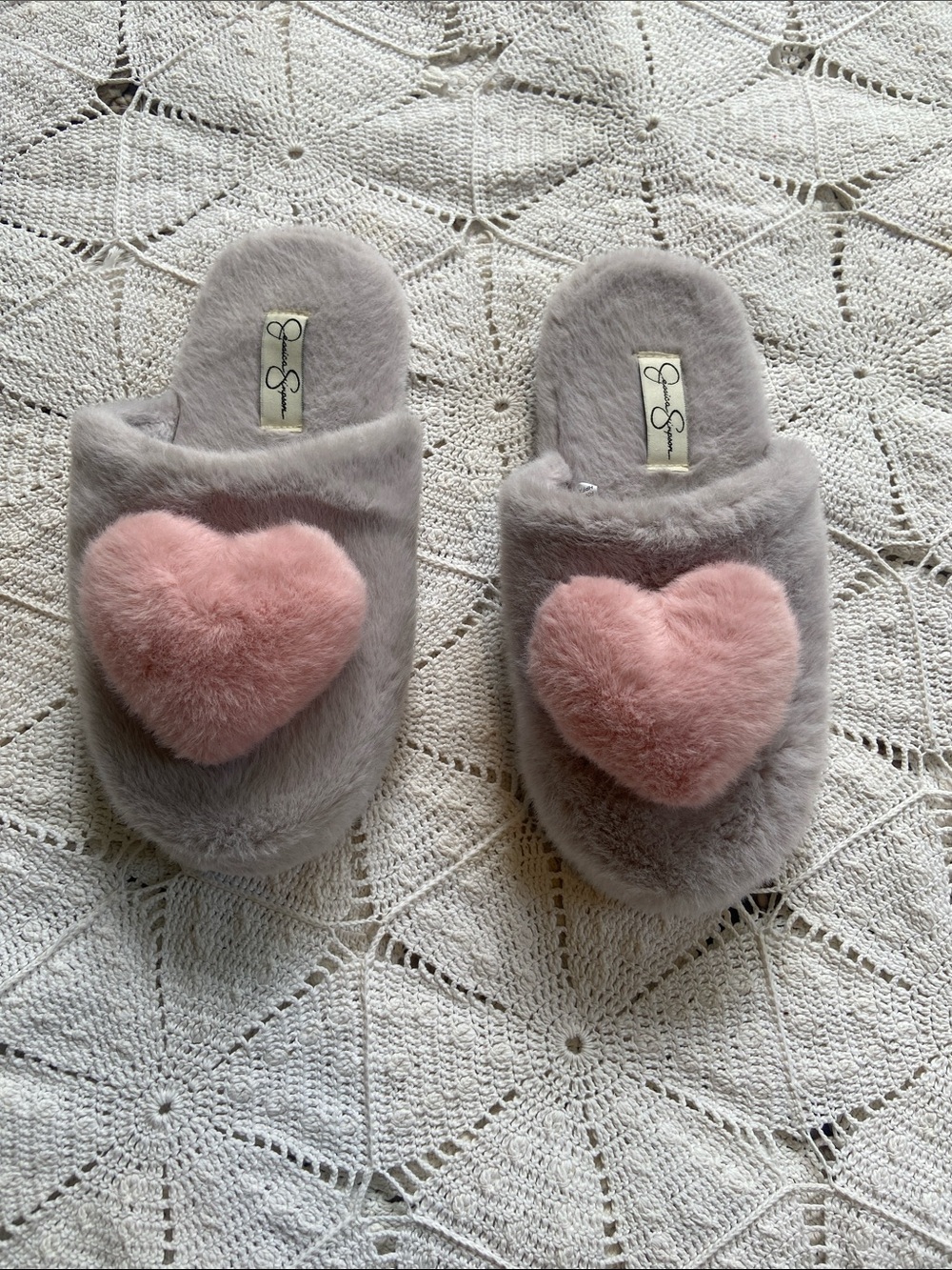 Kawaii Purple-Gray Fuzzy Slippers with Pink Heart Stuffy Appliqués